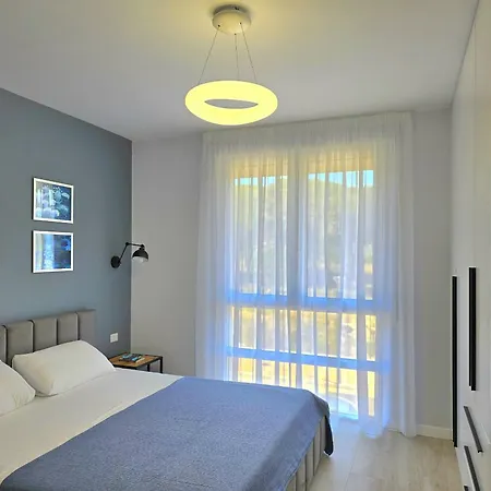 White Moon 301 * Plazhi San Pietro