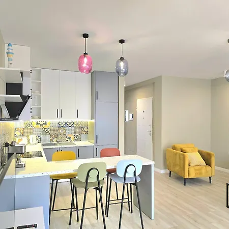 Διαμέρισμα White Moon 301 *