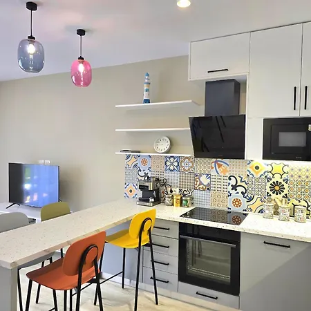 Διαμέρισμα White Moon 301 *