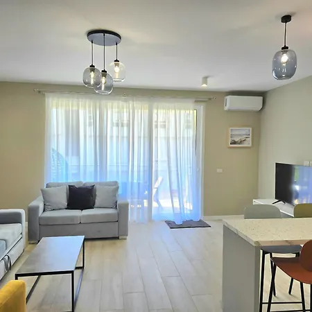 Appartamento White Moon 301 *